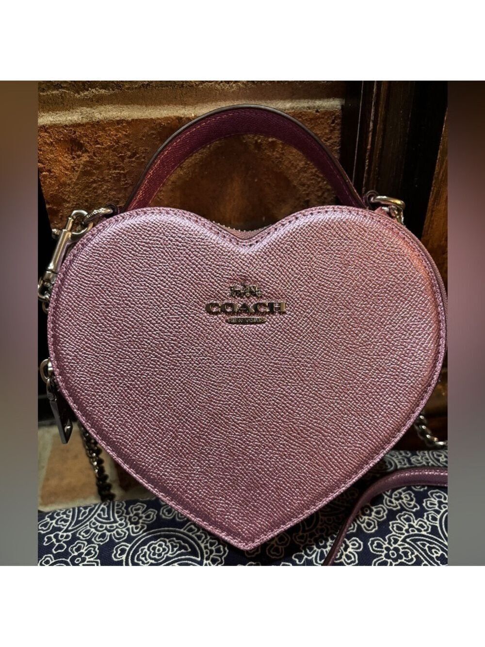 💖 NWT COACH Heart Crossbody Bag - Metallic Pink/Purple 💖 - Picture 3 of 9